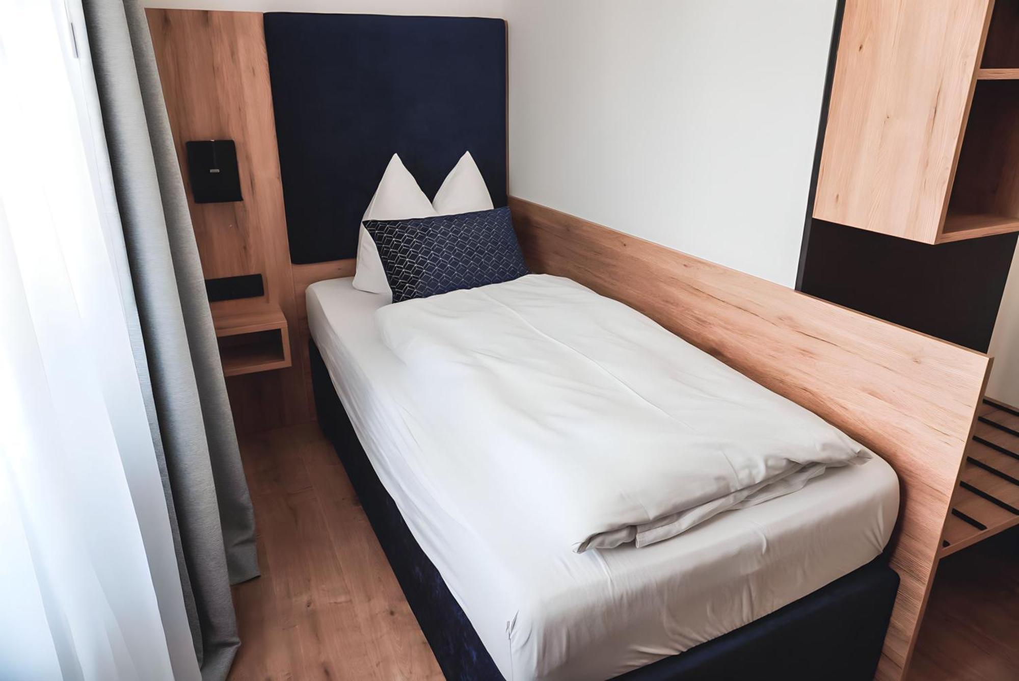 Hotel Raffelsteiner Hof "Garni" Mörnsheim Esterno foto